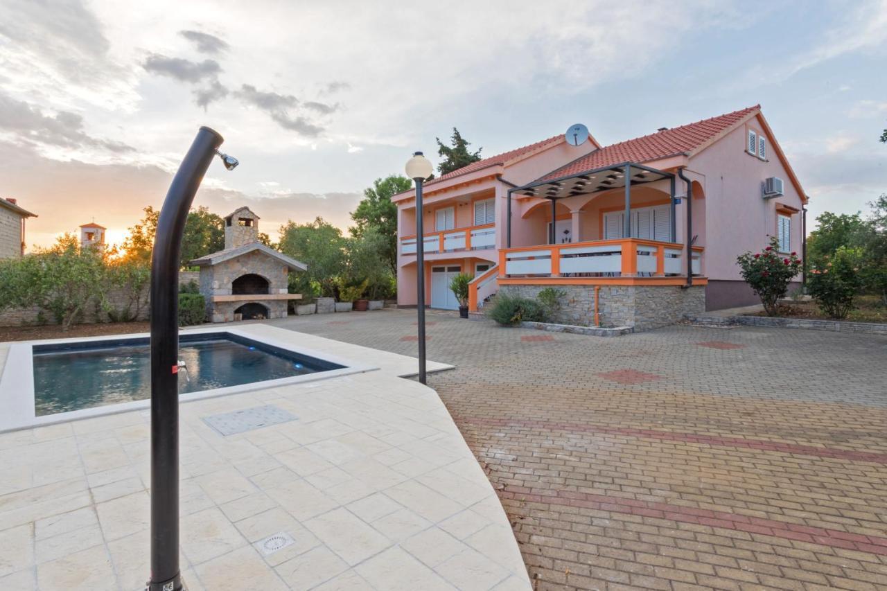 Holiday Home Antonio Dracevac Ninski Ngoại thất bức ảnh