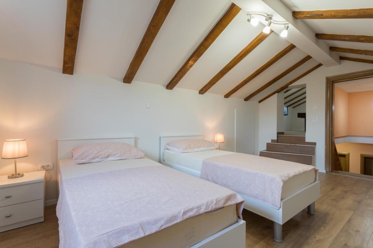 Holiday Home Antonio Dracevac Ninski Ngoại thất bức ảnh