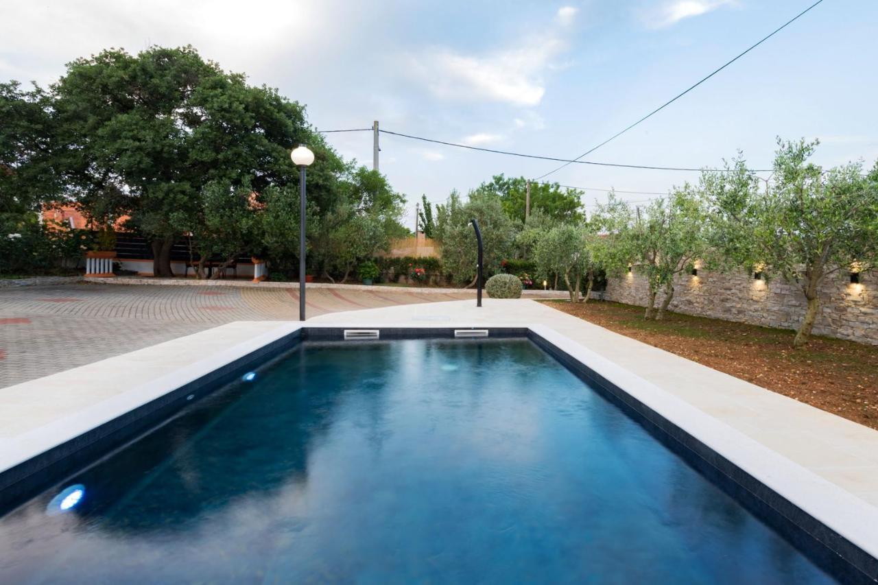 Holiday Home Antonio Dracevac Ninski Ngoại thất bức ảnh