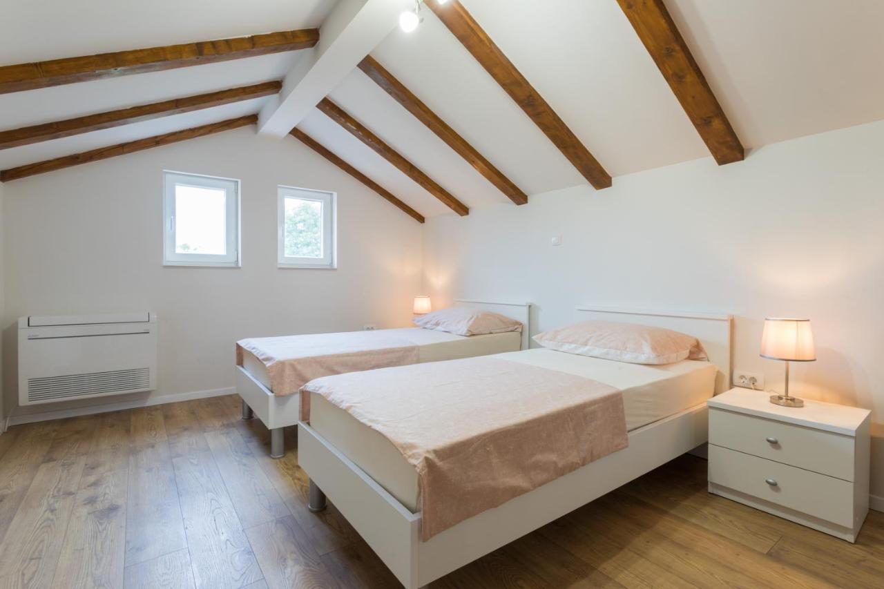 Holiday Home Antonio Dracevac Ninski Ngoại thất bức ảnh
